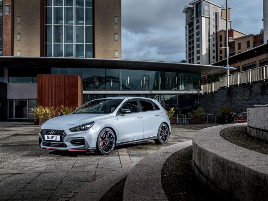  Hyundai i30 N (PD) 2017 года  (UK) (фото 16 из 40)